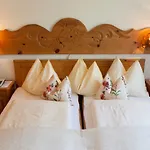 Otel Waldpension Putz Berg im Drautal